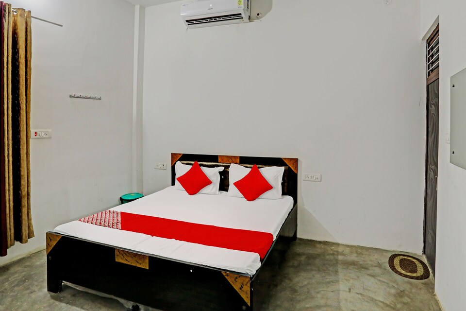 OYO Flagship Hotel Double Tree, Bulandshahr, Bulandshahr