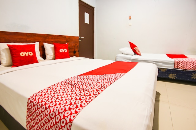 Collection O 91464 7 Dream Hotel