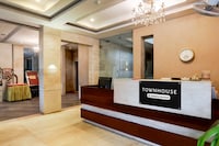 Super Townhouse Durg Near Railway Station