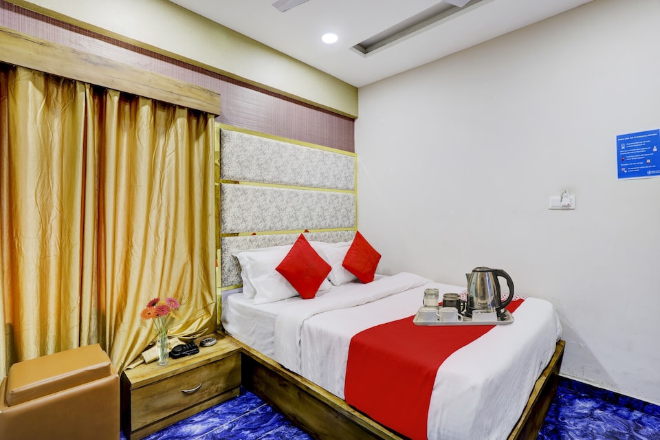 Hotel O Bhavy, Navrangpura Ahmedabad, Ahmedabad