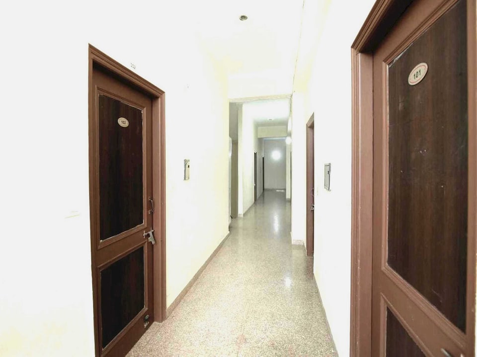 OYO 91941 Hotel golden crown, Sirhind, Sirhind