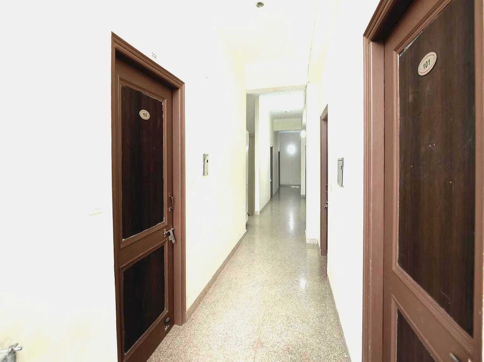 OYO 91941 Hotel golden crown, Sirhind, Sirhind