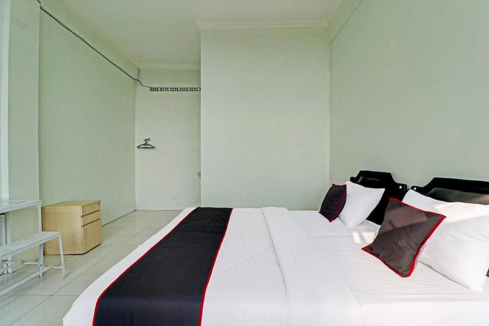 Capital O 91466 Hotel Neu Backpacker Tf Syariah (smk Tb), Kabupaten Bandung Barat, Kabupaten Bandung Barat