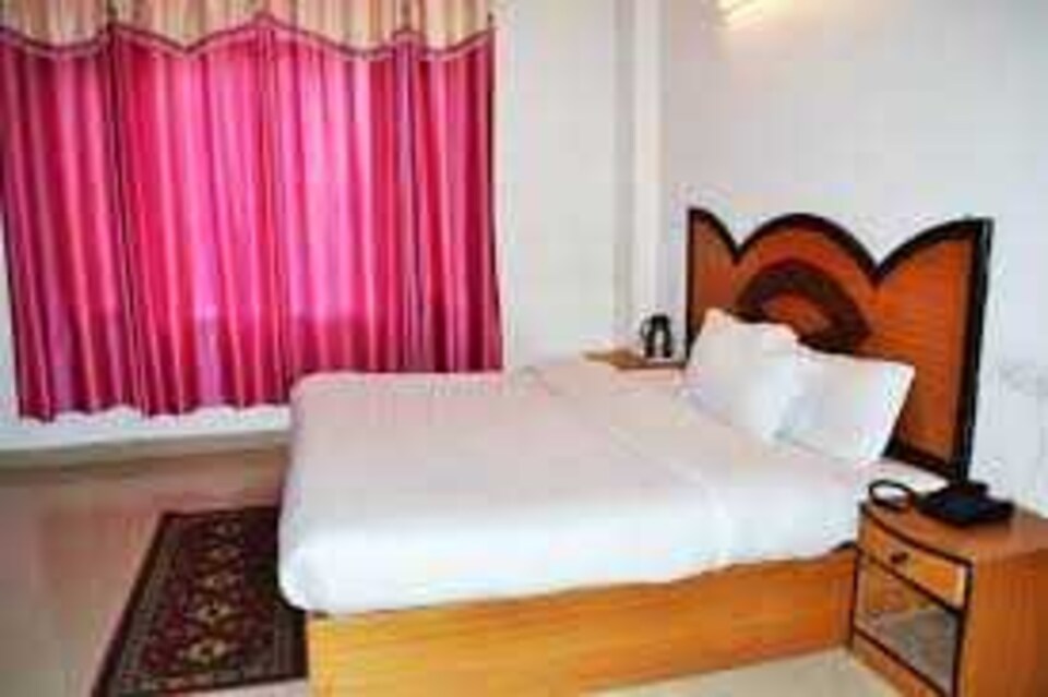 OYO Hotel Metro Inn, Degana, Degana