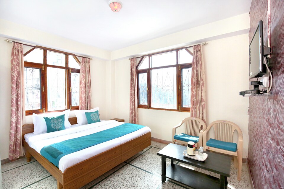 OYO 11894 Home Nature View 2BHK, Bharari, Shimla