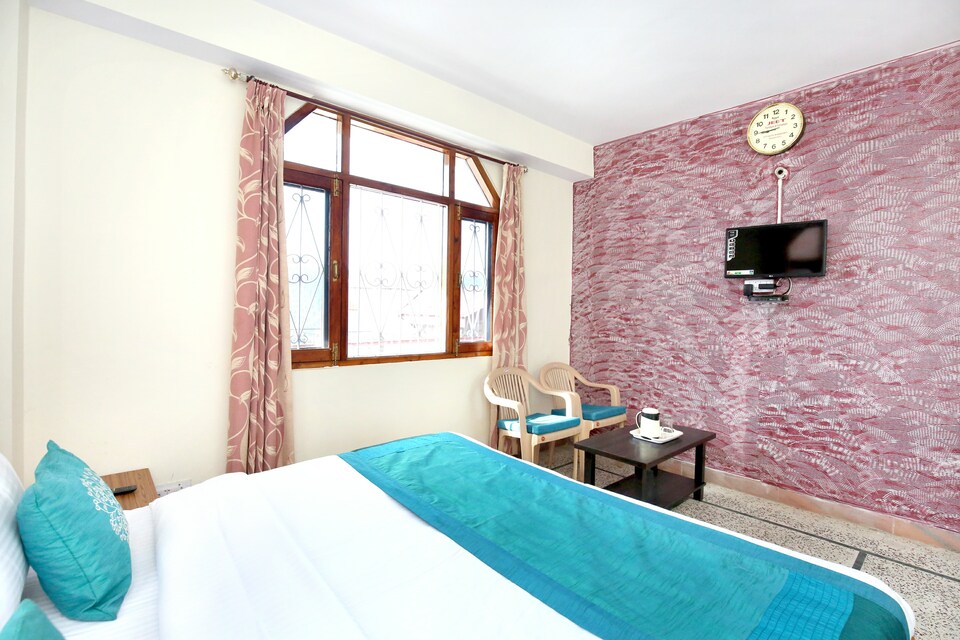OYO 11894 Home Nature View 2BHK, Bharari, Shimla
