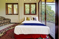 SPOT ON 91468 Pondok Shofa Mc Syariah