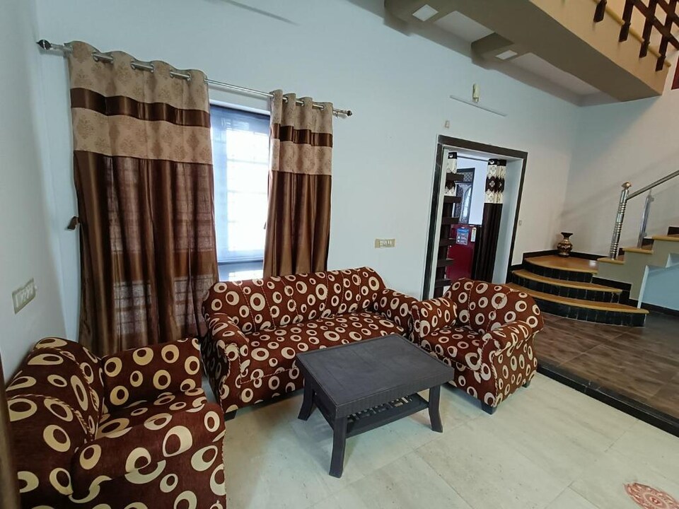 OYO HOME 92009 Villa Hiragulab, Udaipur Central, Udaipur