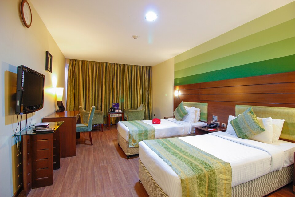 OYO Premium 130 King Kothi Road Abids, Abids-Nampally, Hyderabad