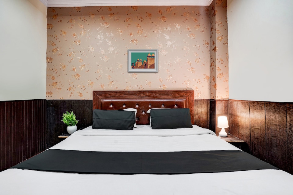 OYO 92050 Oyo, Faridabad, Faridabad