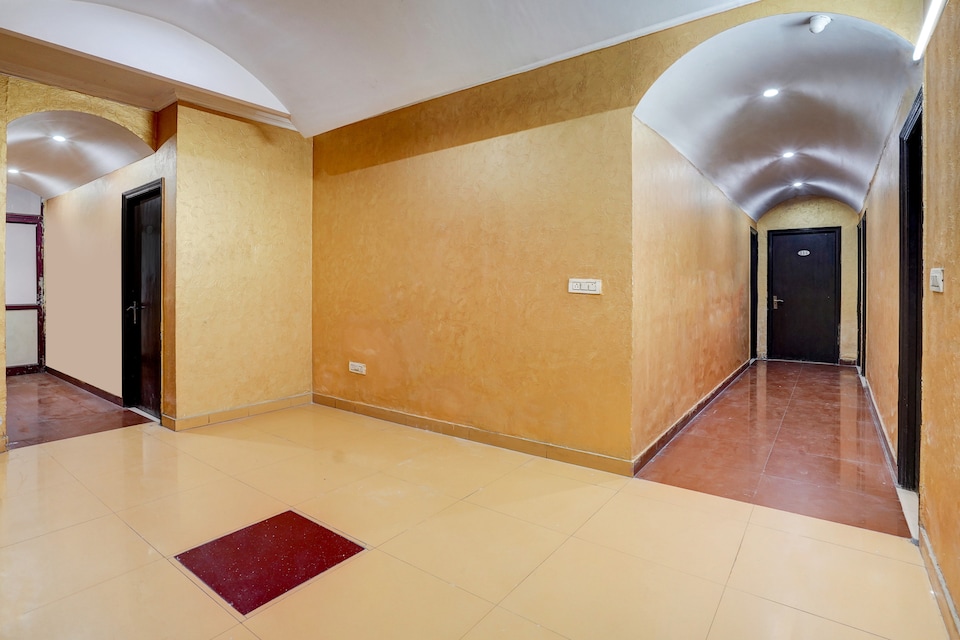 OYO 92050 Oyo, Faridabad, Faridabad