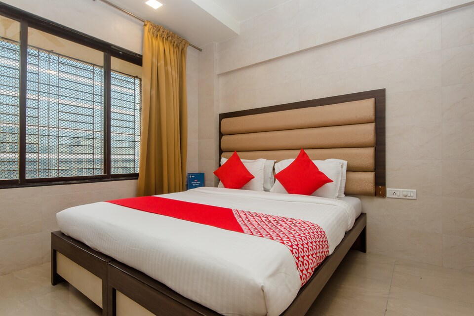 OYO 11908 Hotel Lake Bloom Residency, Mumbai Powai-Chandivali-Vikhroli, Mumbai