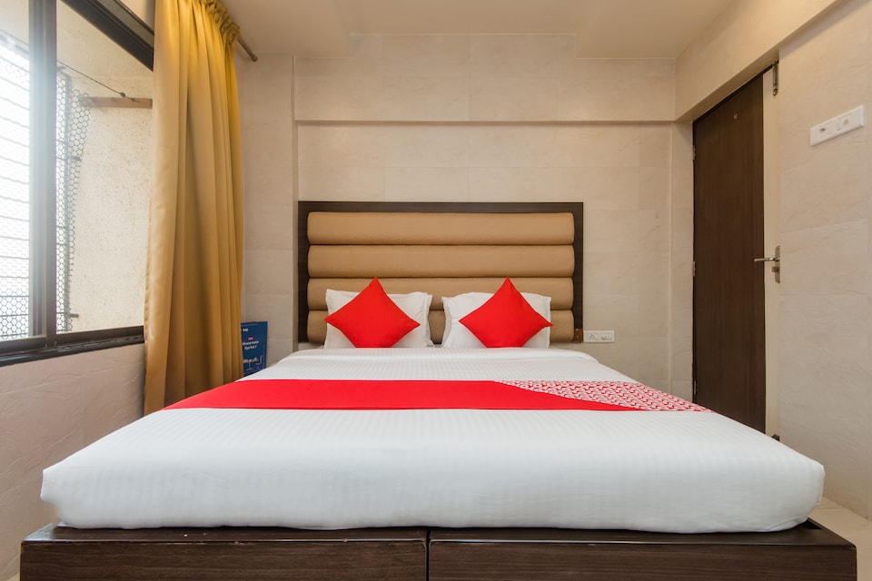 OYO 11908 Hotel Lake Bloom Residency, Mumbai Powai-Chandivali-Vikhroli, Mumbai