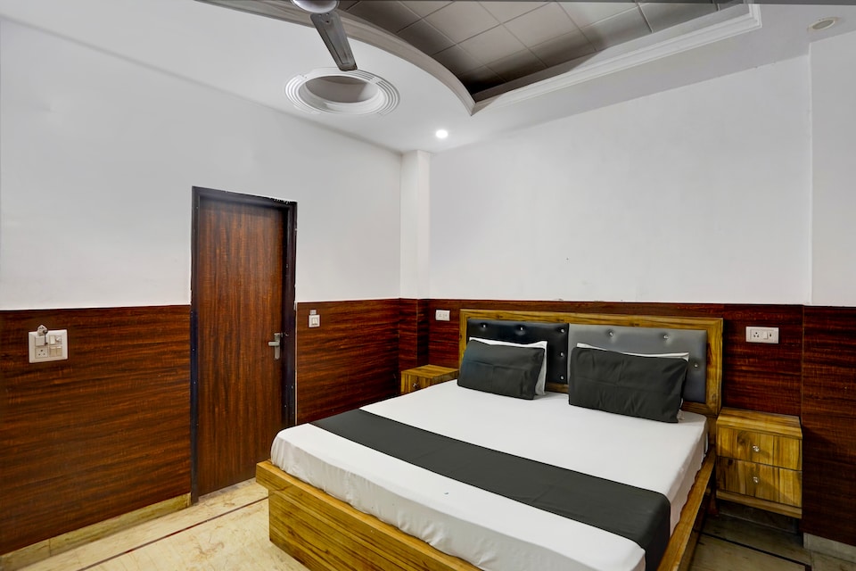 Hotel O ROYAL GRAND STAY, Indirapuram Ghaziabad, Ghaziabad