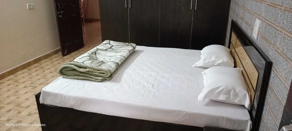 OYO Home Youphoria, Rajpur Road Dehradun, Dehradun