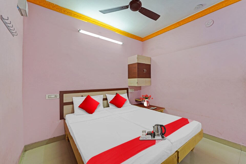 OYO Suresh Guest House, Transit Tirupati, Tirupati
