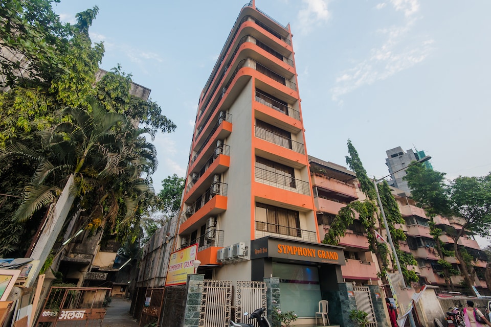 OYO 11917 Hotel Symphony Grand, Mumbai Borivali-Dahisar-Mira Road, Mumbai
