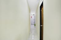Hotel O S K Palace