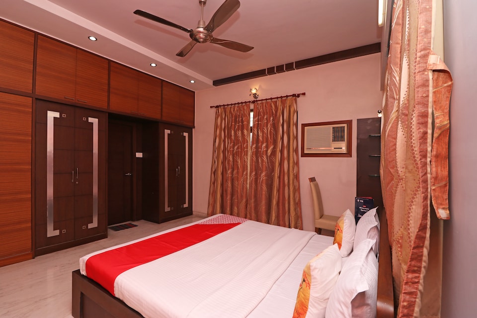 OYO 11920 Springwoods Hospitality, Salt Lake Kolkata, Kolkata