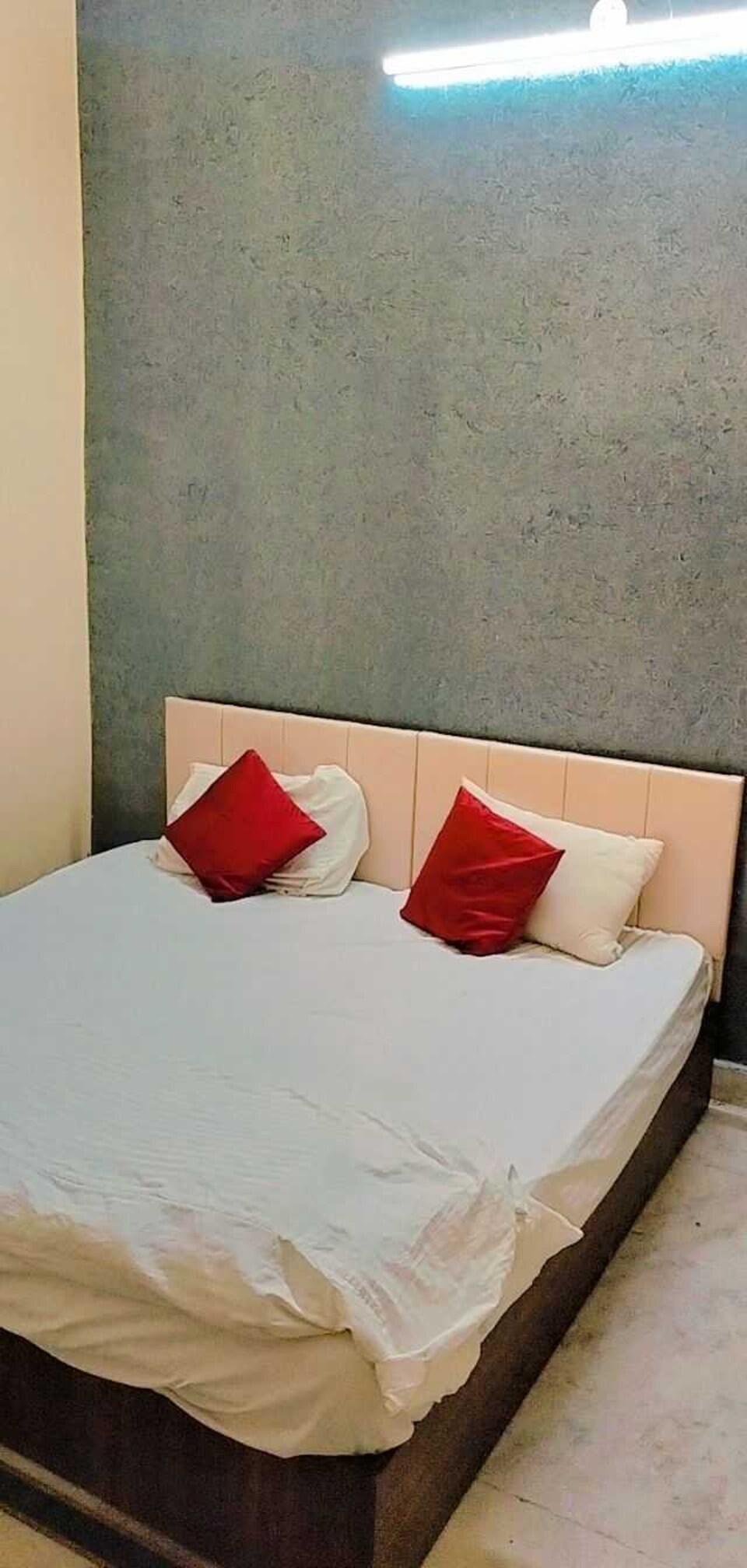 OYO Crown Hotel And Banquets, Faridabad, Faridabad