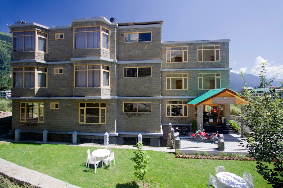 OYO 1519 RA Hotel The Himalayan Paradise, Kanyal Road, Manali