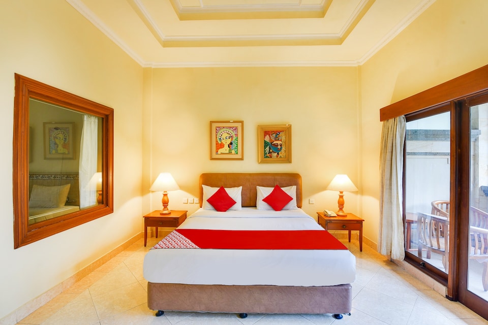 Super OYO Townhouse Oak Maxi Hotel Legian, Legian, Bali
