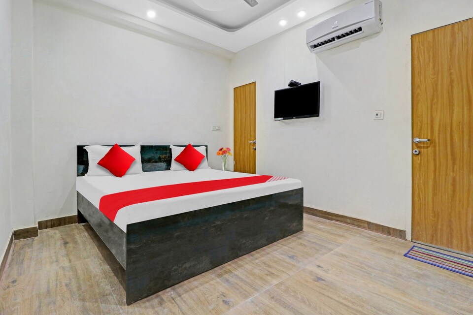 Flagship Park Avenue Casa Near Chhatarpur Metro Station, Saket Delhi, Delhi
