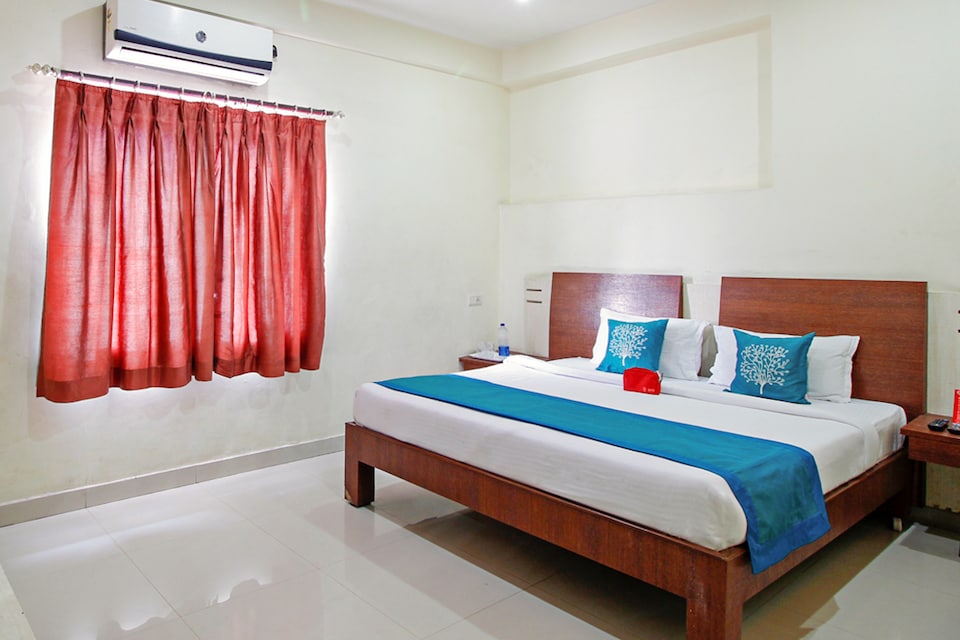 OYO 1520 Hotel Tourist Plaza, Himayatnagar-Kachiguda, Hyderabad