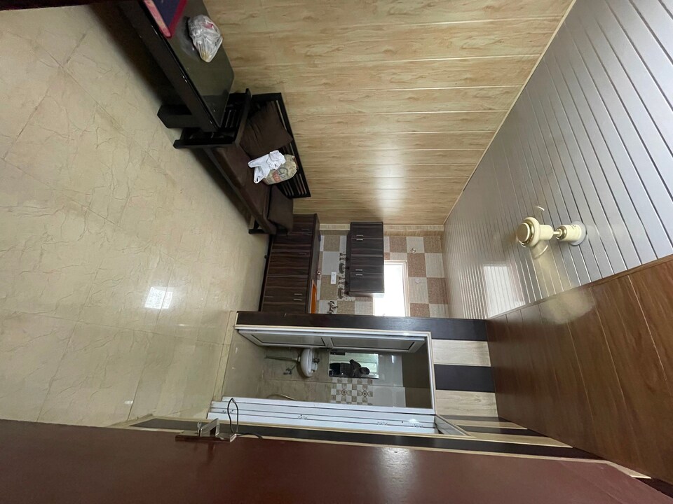 OYO Darksleep Near Bestech Central Square Mall, Golf Course Road, Gurgaon