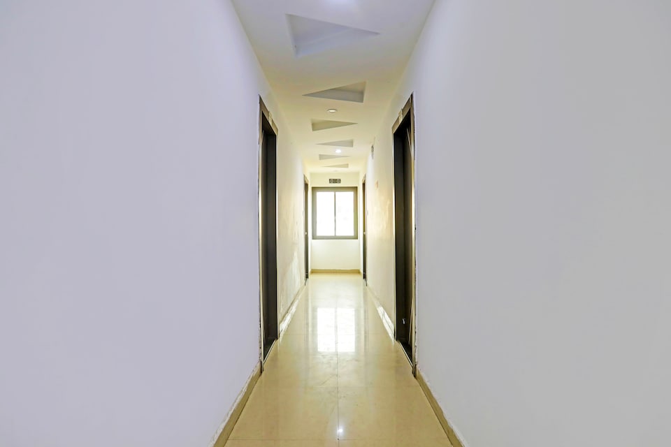 Hotel O Yugantar Palace, City Centre, Gwalior