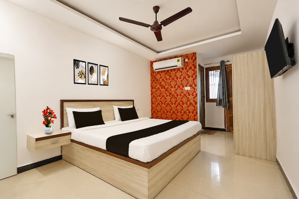 Hotel O Gorakhpur Railway Junction Road Golghar Formerly RR Inn, Golghar, Gorakhpur