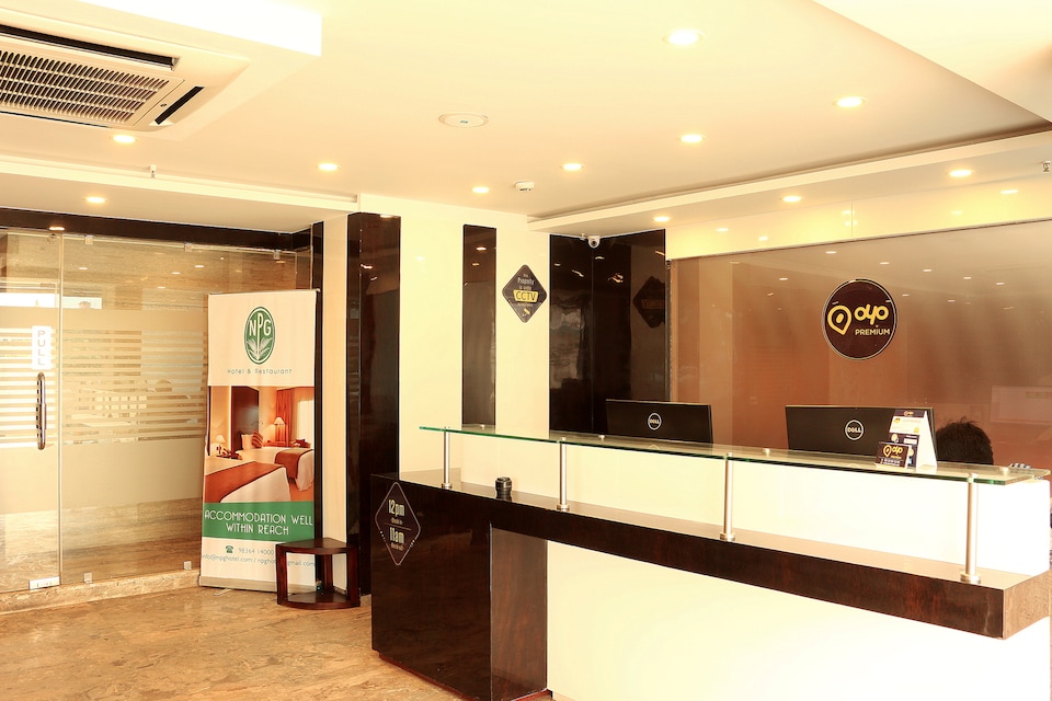 OYO 1522 NPG Hotel, VIP Road Kolkata, Kolkata