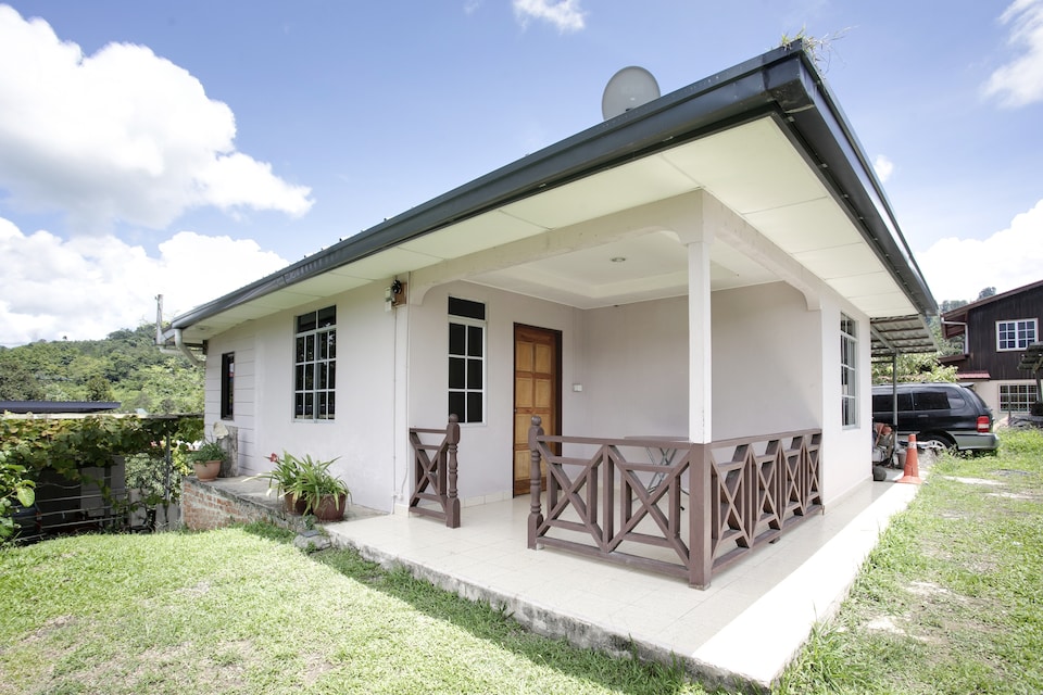 OYO Home  90588 Nadine Guesthouse, Ranau, Ranau