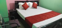 SPOT ON Hotel Royal Garden