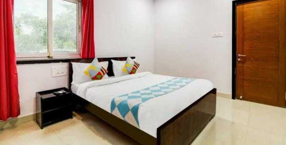 OYO Super Hotel, Muzzafarnagar City, Muzzafarnagar