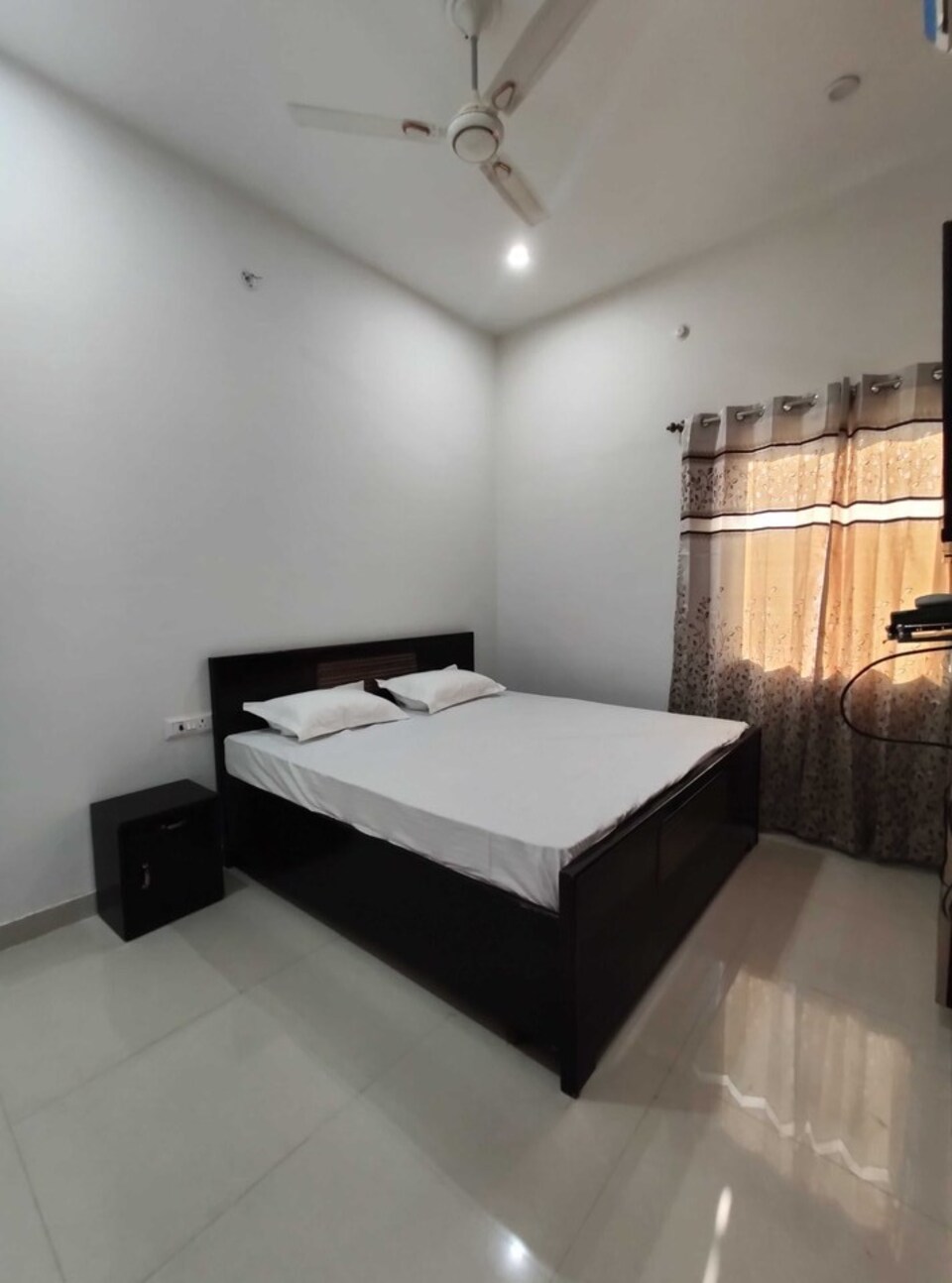 OYO Super Hotel, Muzzafarnagar City, Muzzafarnagar