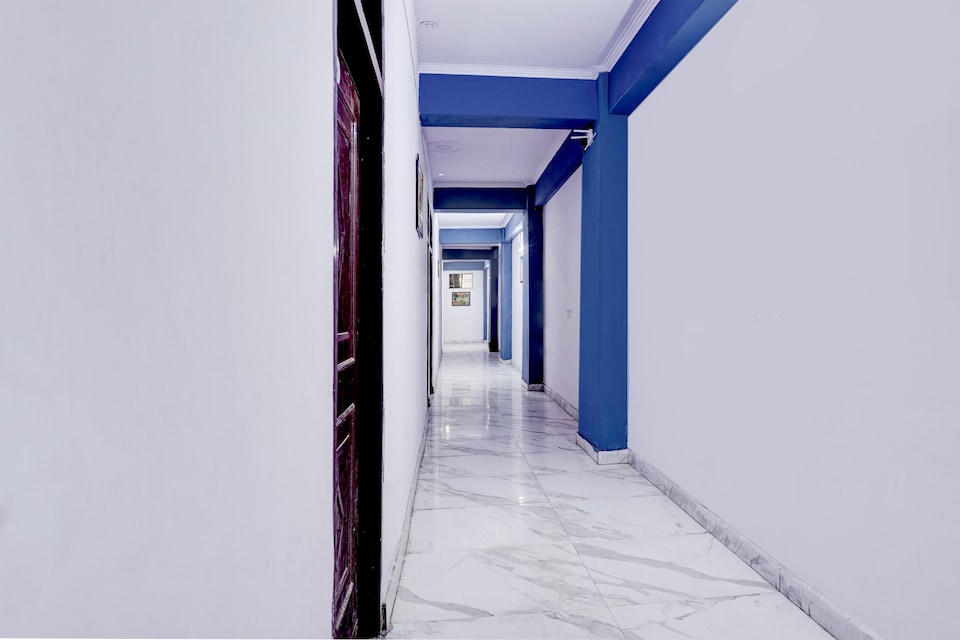 Hotel O MS, Noida City, Noida