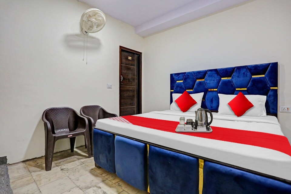 OYO Grand Villa Near Akshardham, Anand Vihar Delhi, Delhi