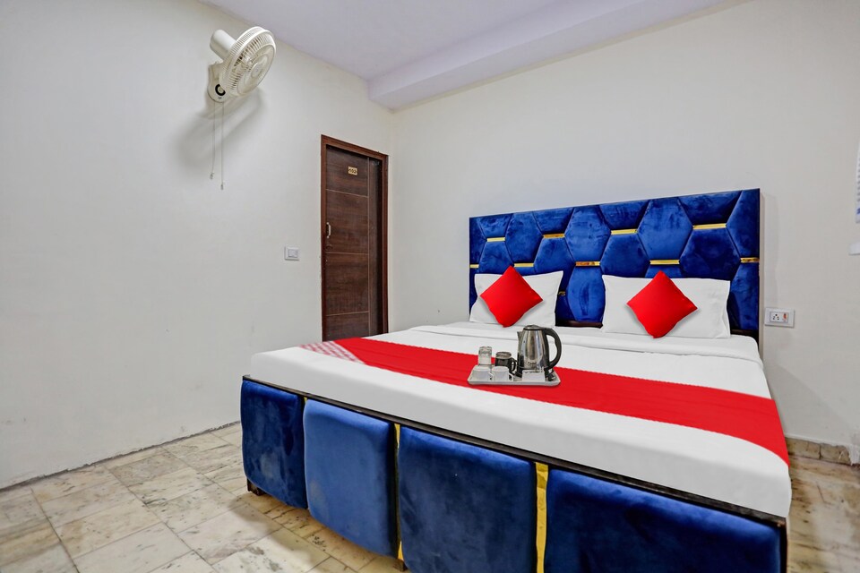 OYO Grand Villa Near Akshardham, Anand Vihar Delhi, Delhi