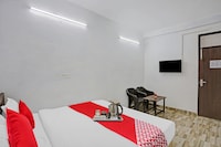 OYO Hotel Nirvan Near Jahangirpuri Metro Station