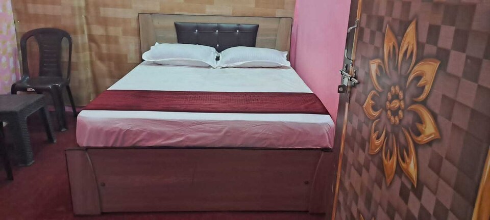 OYO New Green Hotel, Meerut, Meerut