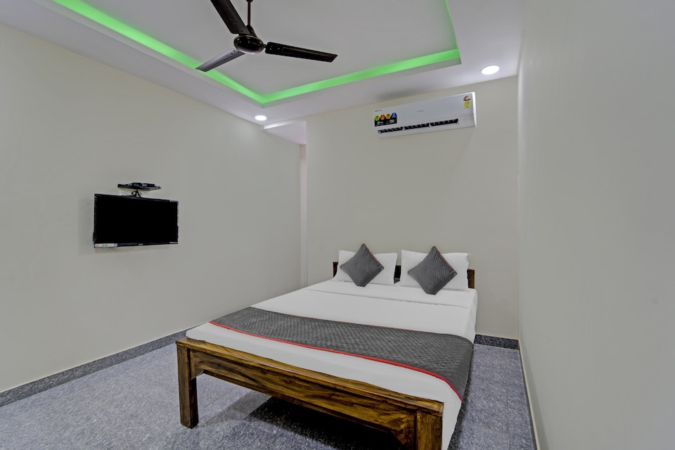 Hotel O Redfox, Nungambakkam Chennai, Chennai