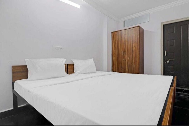 OYO 92561 White Carnations Hotels