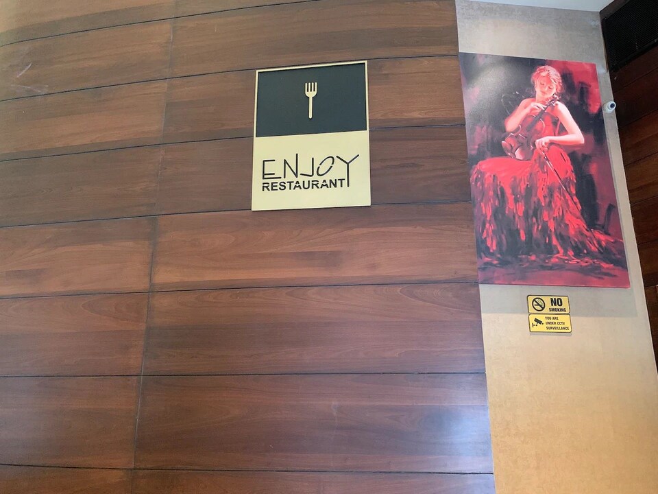 POP Rajhans Belliza Managed By Rhoof Hospitality, Airport Surat, Surat