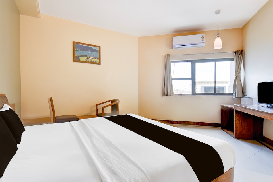 Hotel O Ratna Regency, Pimpri Pune, Pune