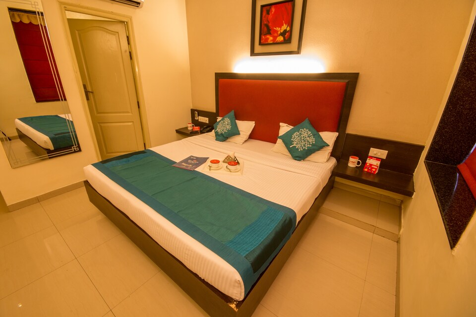 OYO 1528 Status Hotel, Mall Road Kanpur, Kanpur