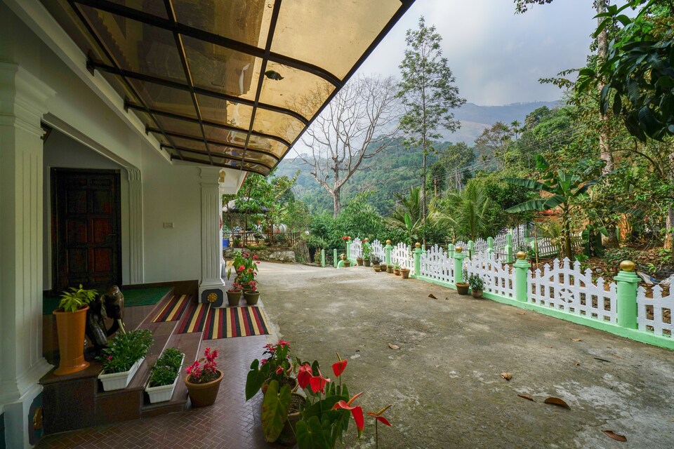 OYO 12026 Planter's Villa, Anachal, Munnar