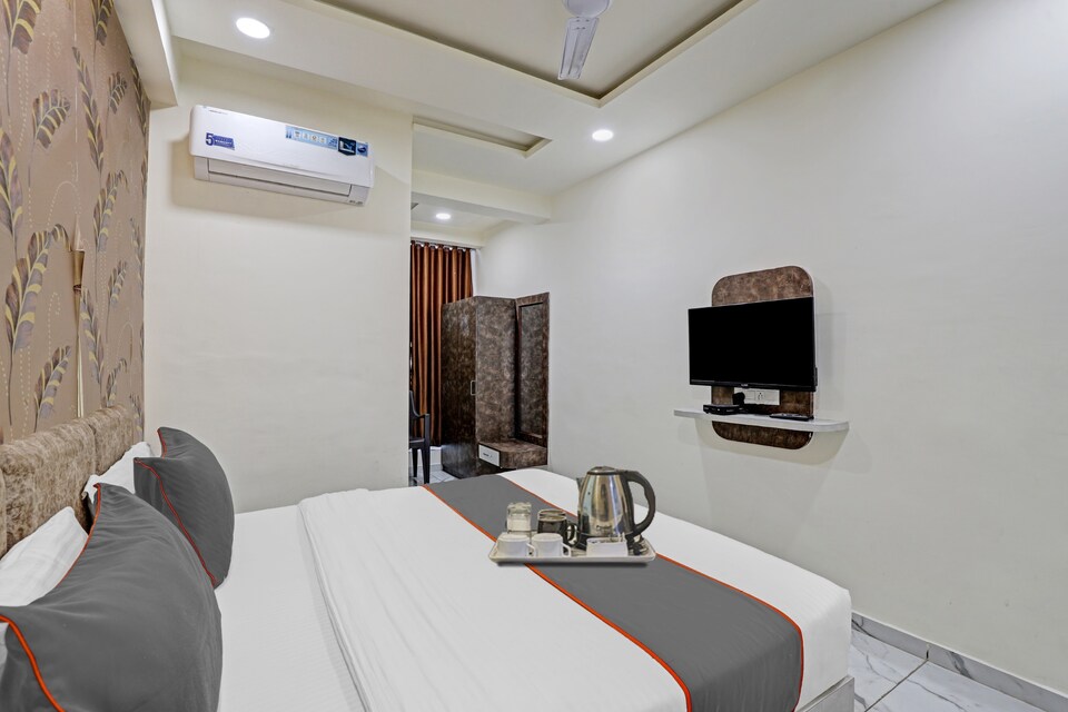 Flagship Hotel Shivam, Kevadia, Vadodara