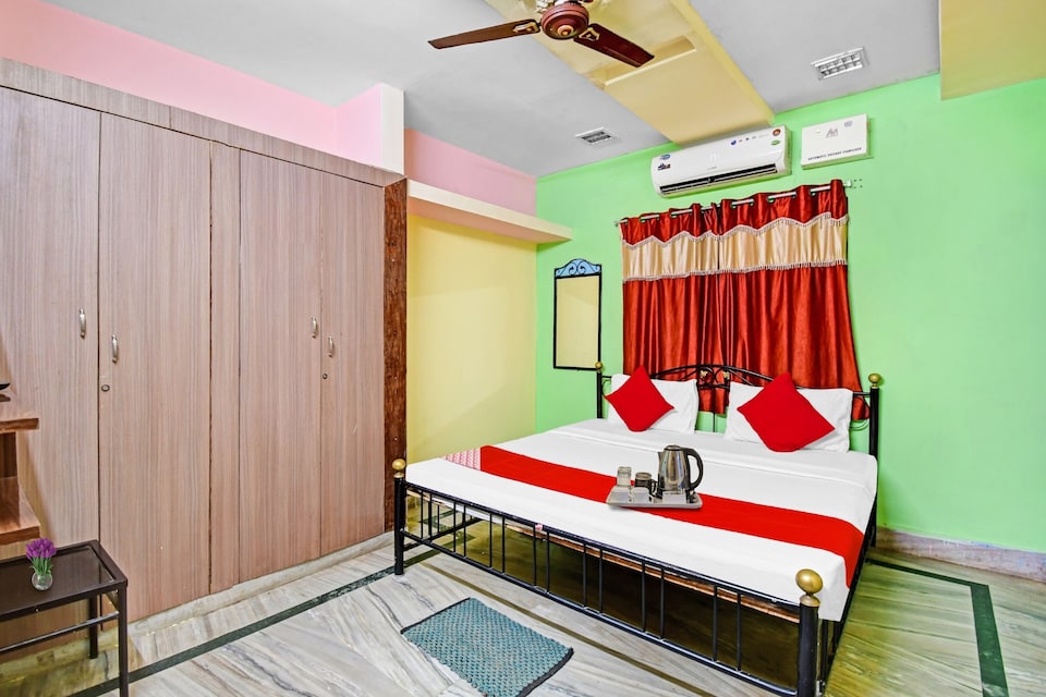 OYO 92704 Springwood, Patia Bhubaneswar, Bhubaneswar