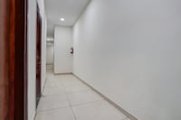 Collection O Patiala Road Crossway Zirakpur Formerly Lavish